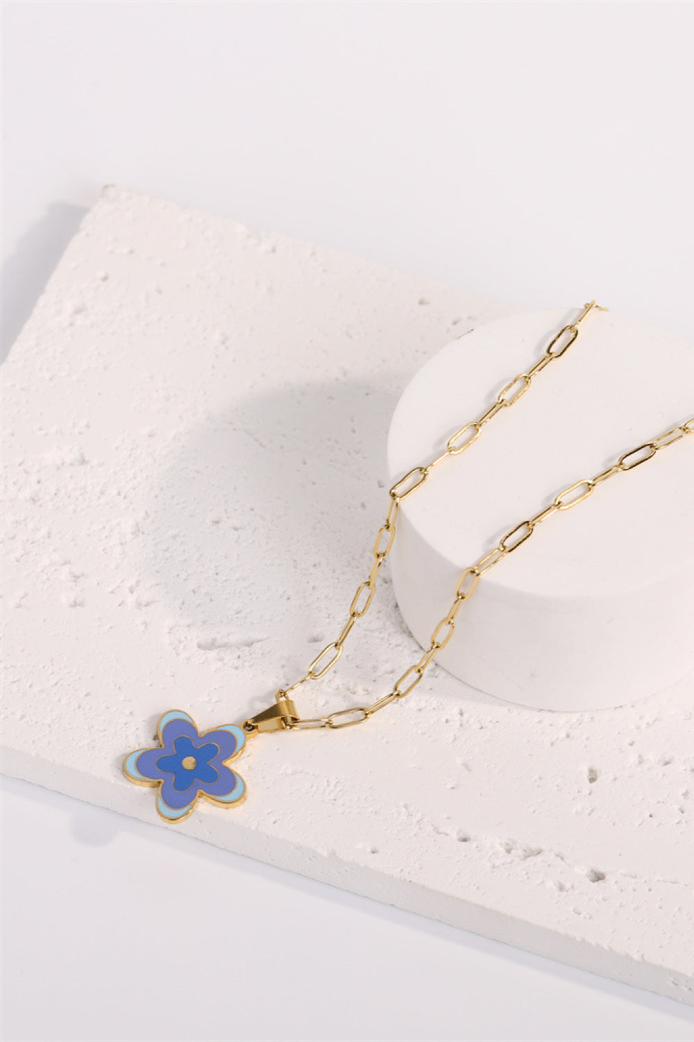 Flower Pendant Necklace